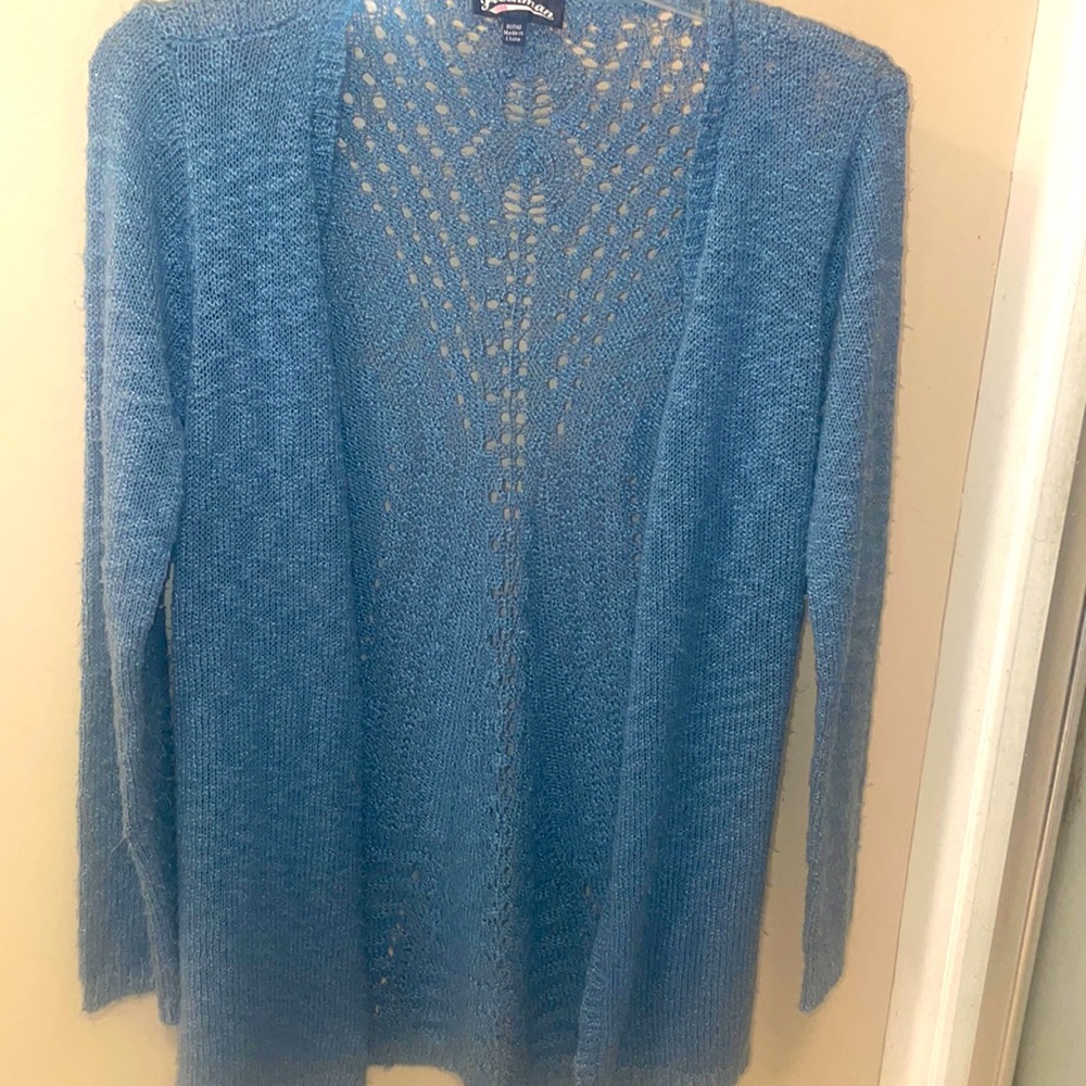 Freshman brand girl’s cardigan sweater, size XL 14-16